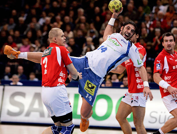 力堆砌而成 力堆砌而成