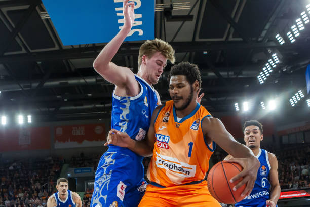 一直为球迷 一直为球迷