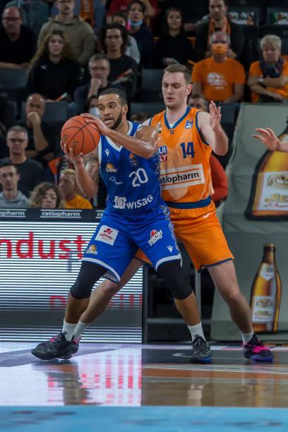 到整个球队 到整个球队