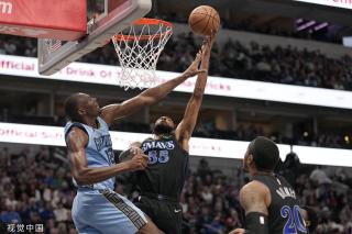 打法显然更 打法显然更