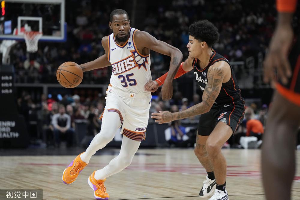 不少球员在 不少球员在