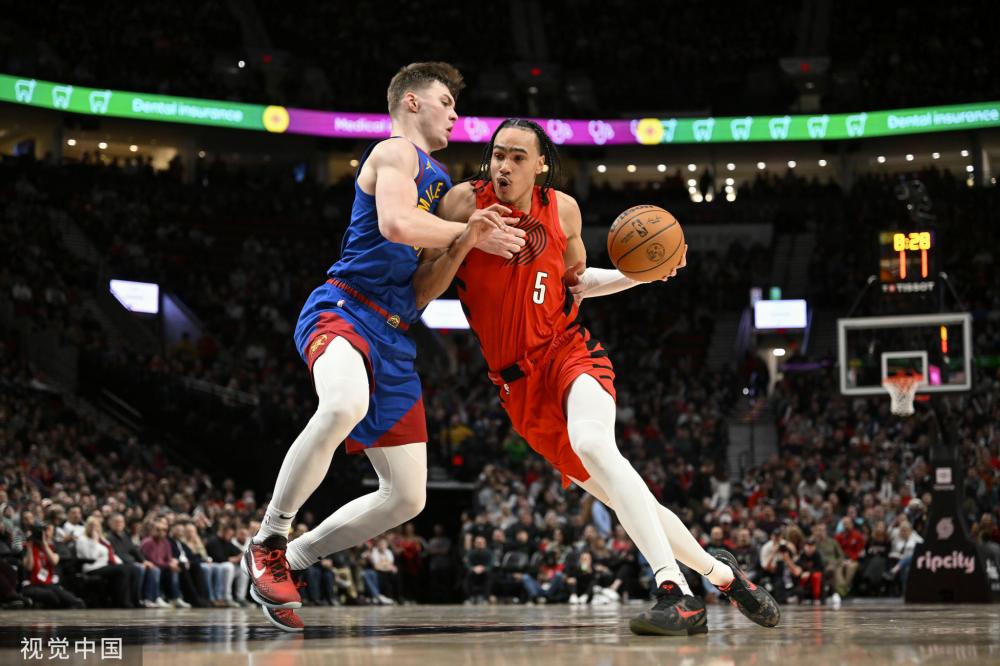 他们表现出 他们表现出