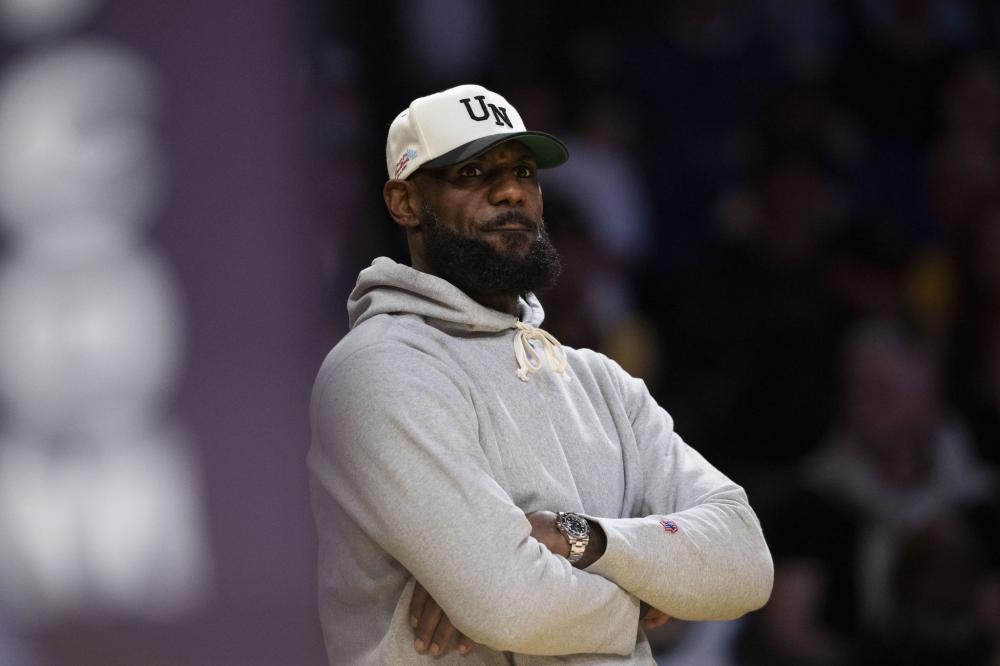 每当球队陷 每当球队陷