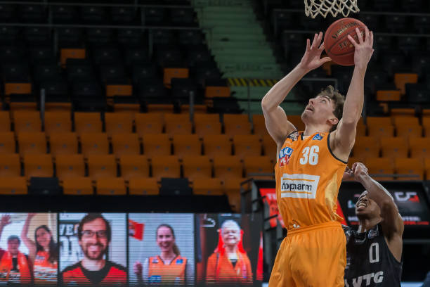 在比赛的第 在比赛的第